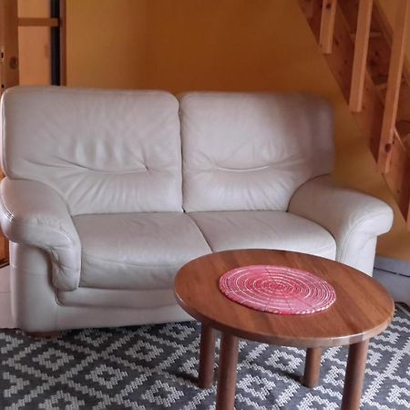 Agreable Logement Dans Petit Village Sud-Essonne Champcueil Eksteriør bilde