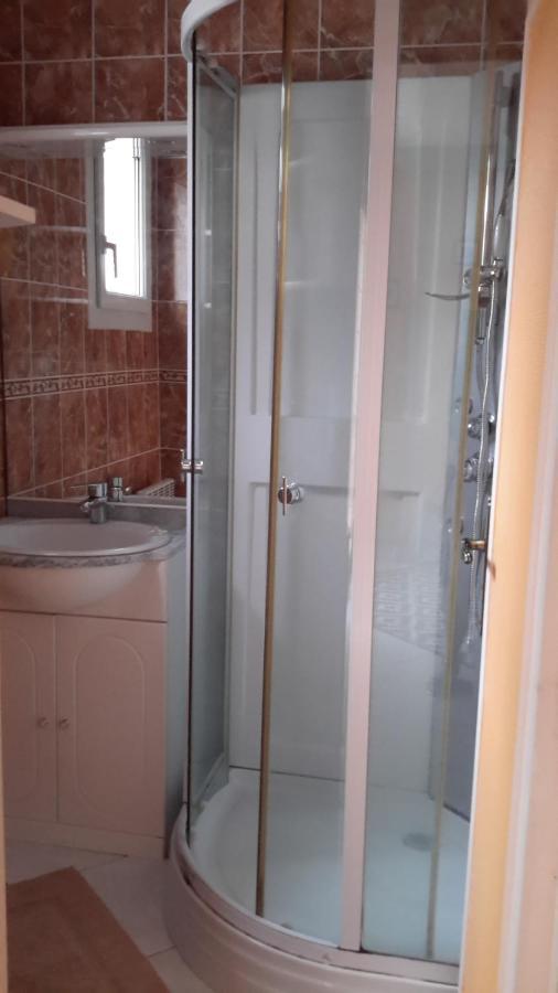 Agreable Logement Dans Petit Village Sud-Essonne Champcueil Eksteriør bilde