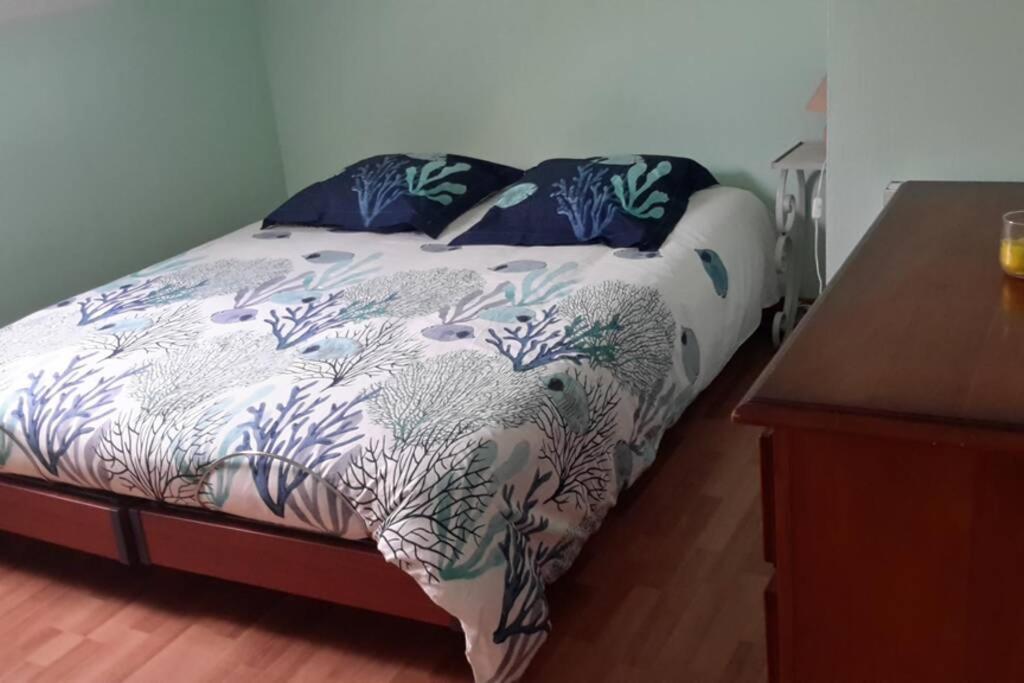 Agreable Logement Dans Petit Village Sud-Essonne Champcueil Eksteriør bilde